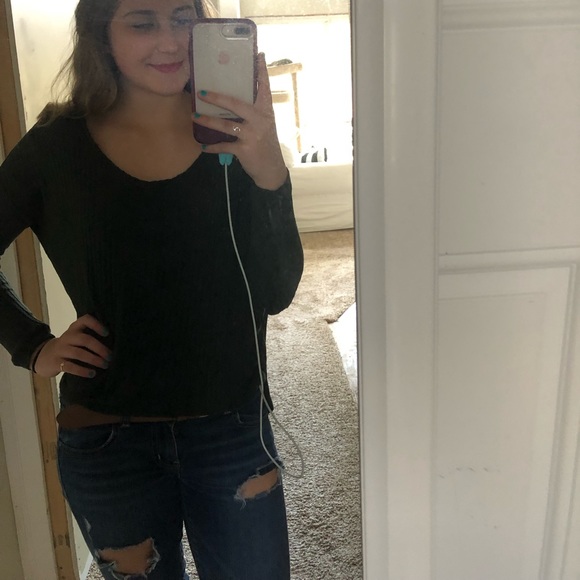 Soft & Sexy American Eagle Long Sleeve - Picture 4 of 4